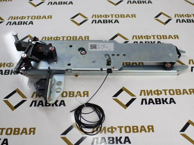 Отводка дверей кабины левая ЦО BG-201 S1608231D BST