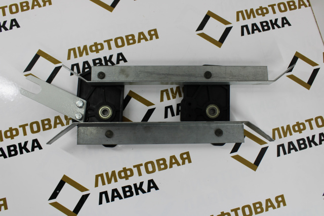 Отводка дверей кабины 0411МГ.33.30.130 КМЗ
