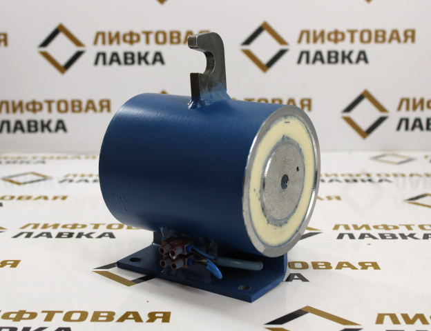 Электромагнит тормоза в сборе L=130мм 110В для лебедки VTR-CR ZAA330AP1 Otis