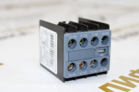 Приставка контактная 2НО+2НЗ 3RH2911-1GA22 Siemens